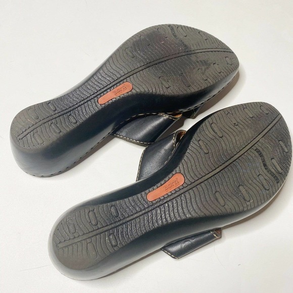 Born womens brown leather Slip On Flip Flop sandals size 9 W31156 L7 - Picture 5 of 6